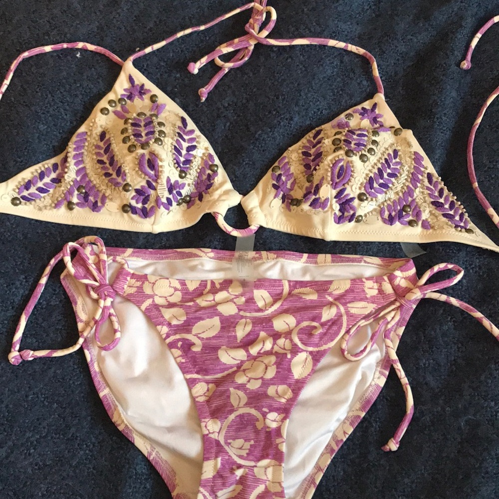 Victoria’s Secret Bikini